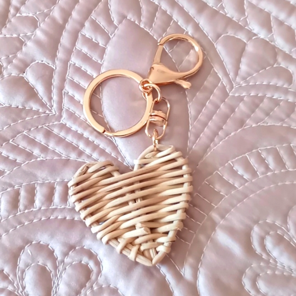 Straw Heart Bag Charm / Keychain